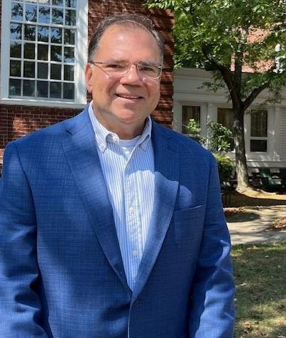 Town Manager Matt Kraunelis